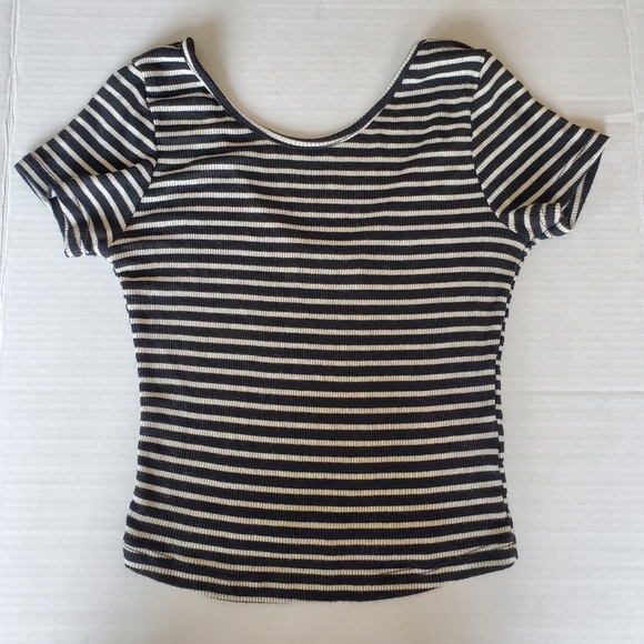 BRANDY MELVILLE |  Stripe Short Sleeve Top - Picture 1 of 7